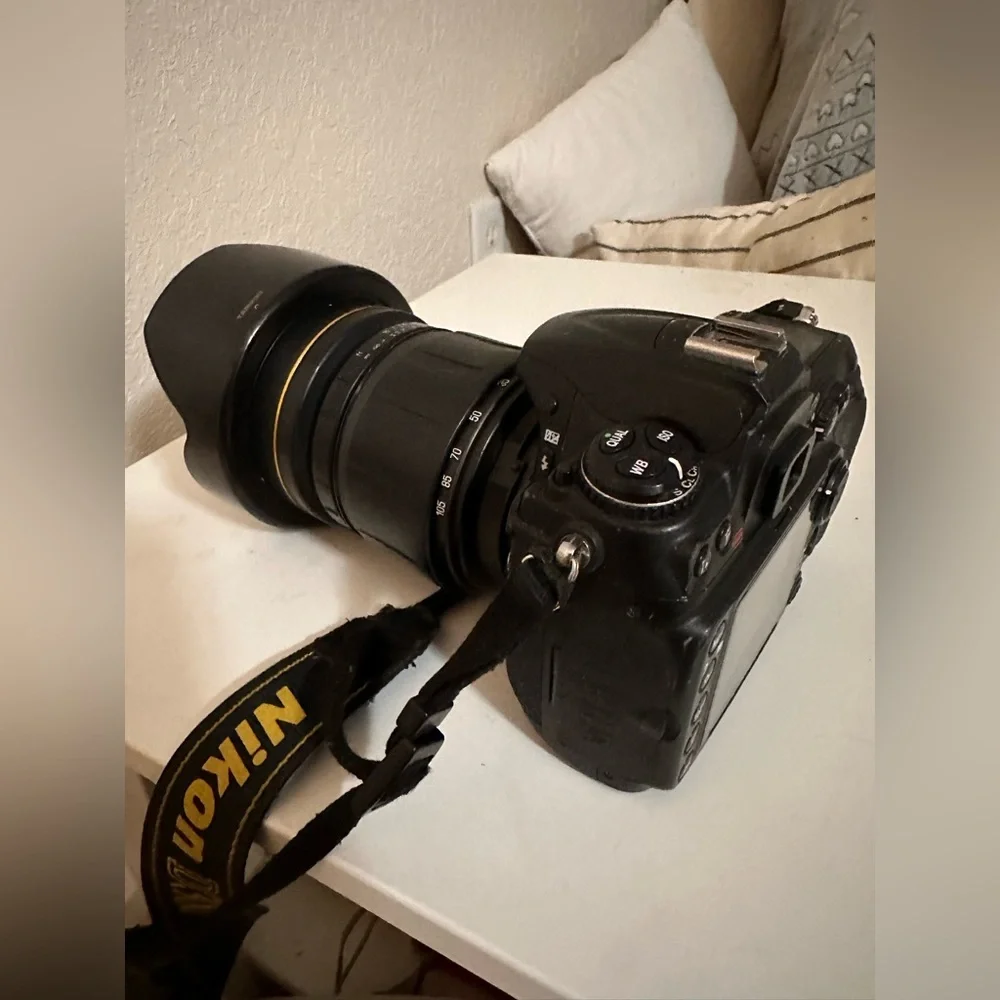 Nikon d300 digital camera with 28-105mm lens